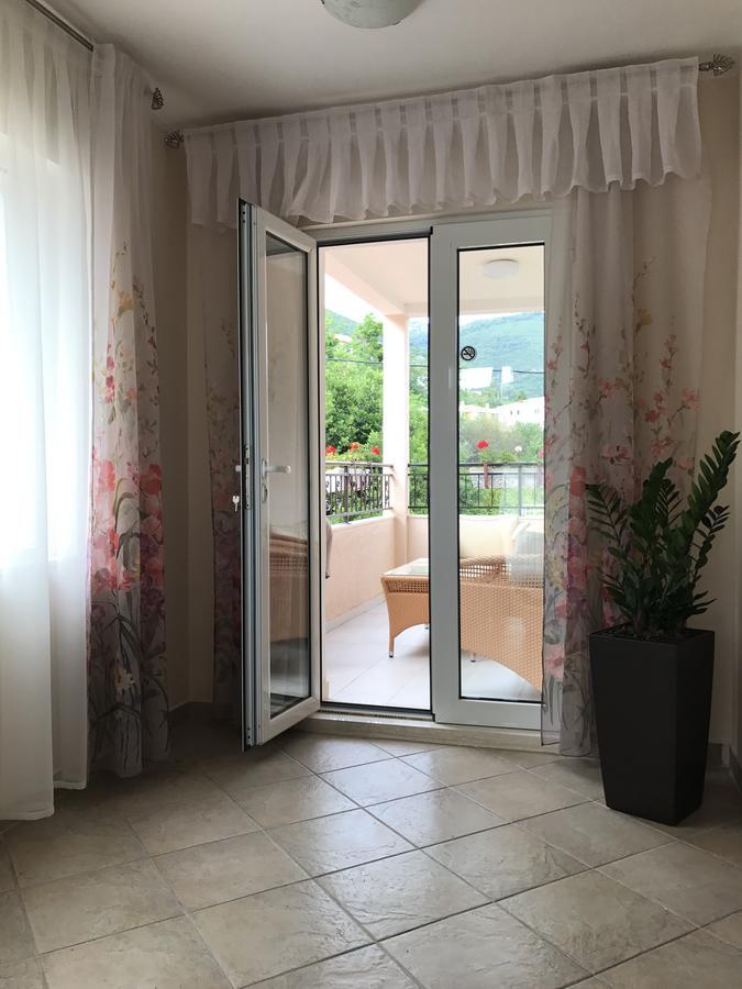 Villa Alla Bed And Breakfast Herceg Novi Exterior foto