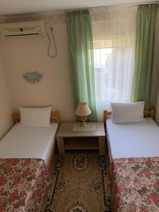Villa Alla Bed And Breakfast Herceg Novi Exterior foto